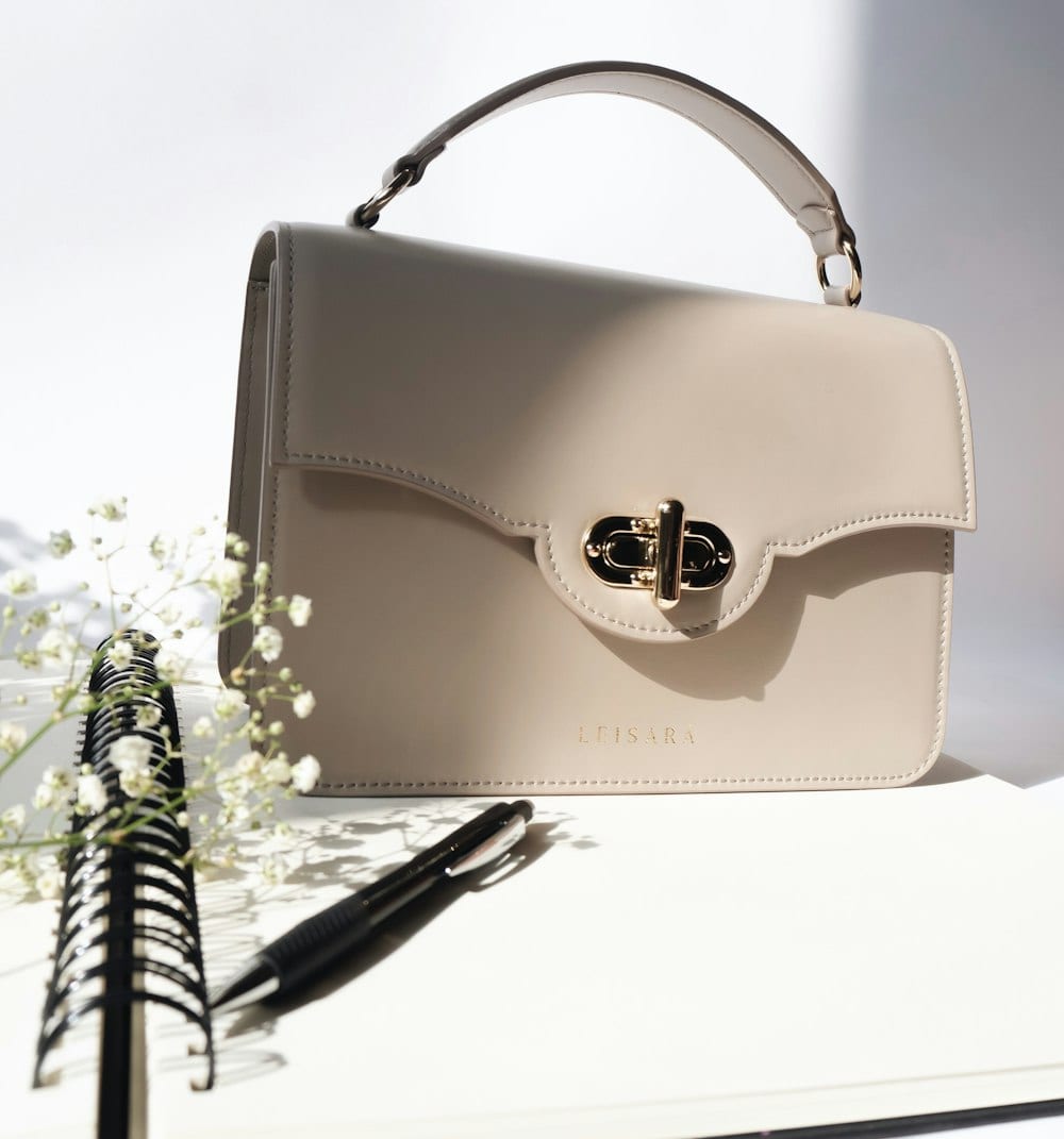 Bolsa Estruturada Off-White